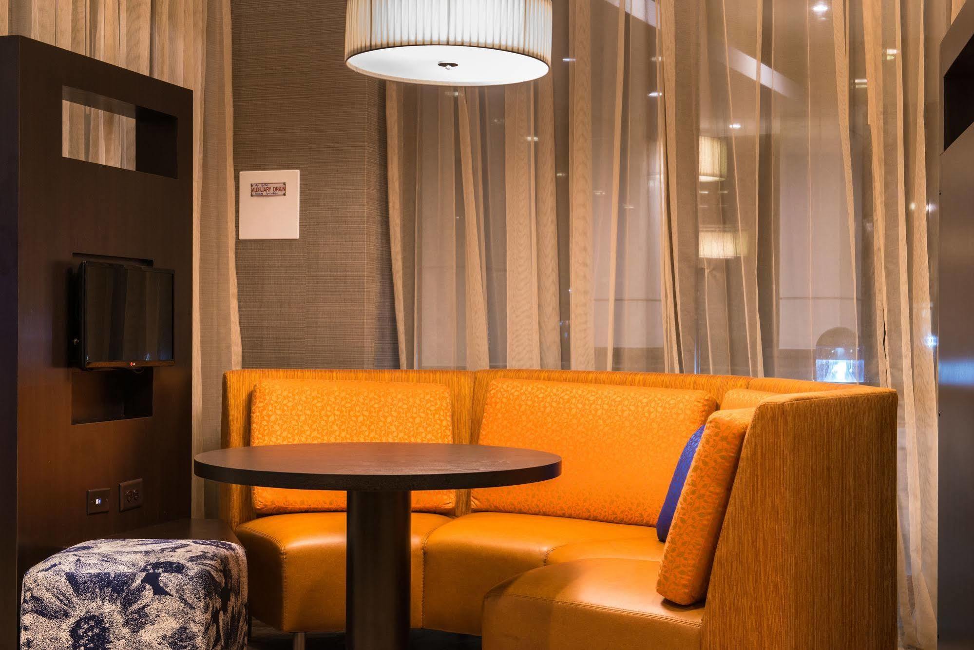 Courtyard By Marriott Джексонвілл Екстер'єр фото